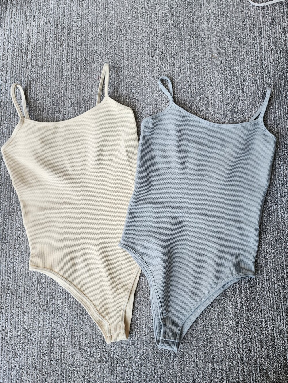 OQQ Sleeveless Adjustable Spaghetti Strap Bodysuits Size XLarge In Cream Blue